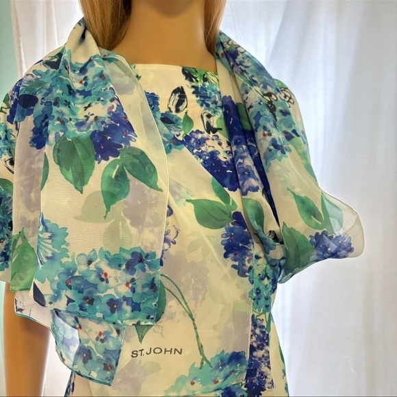St. John Collection Tops - ST. John Blouse and  ST. John Drape or Scarf in Excellent Condition